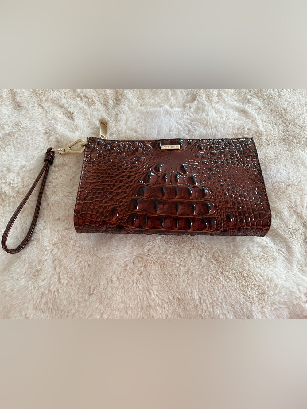 Brahmin Daisy Croc-Embossed Brown Wristlet with Gold Hardware - Picture 3 of 15